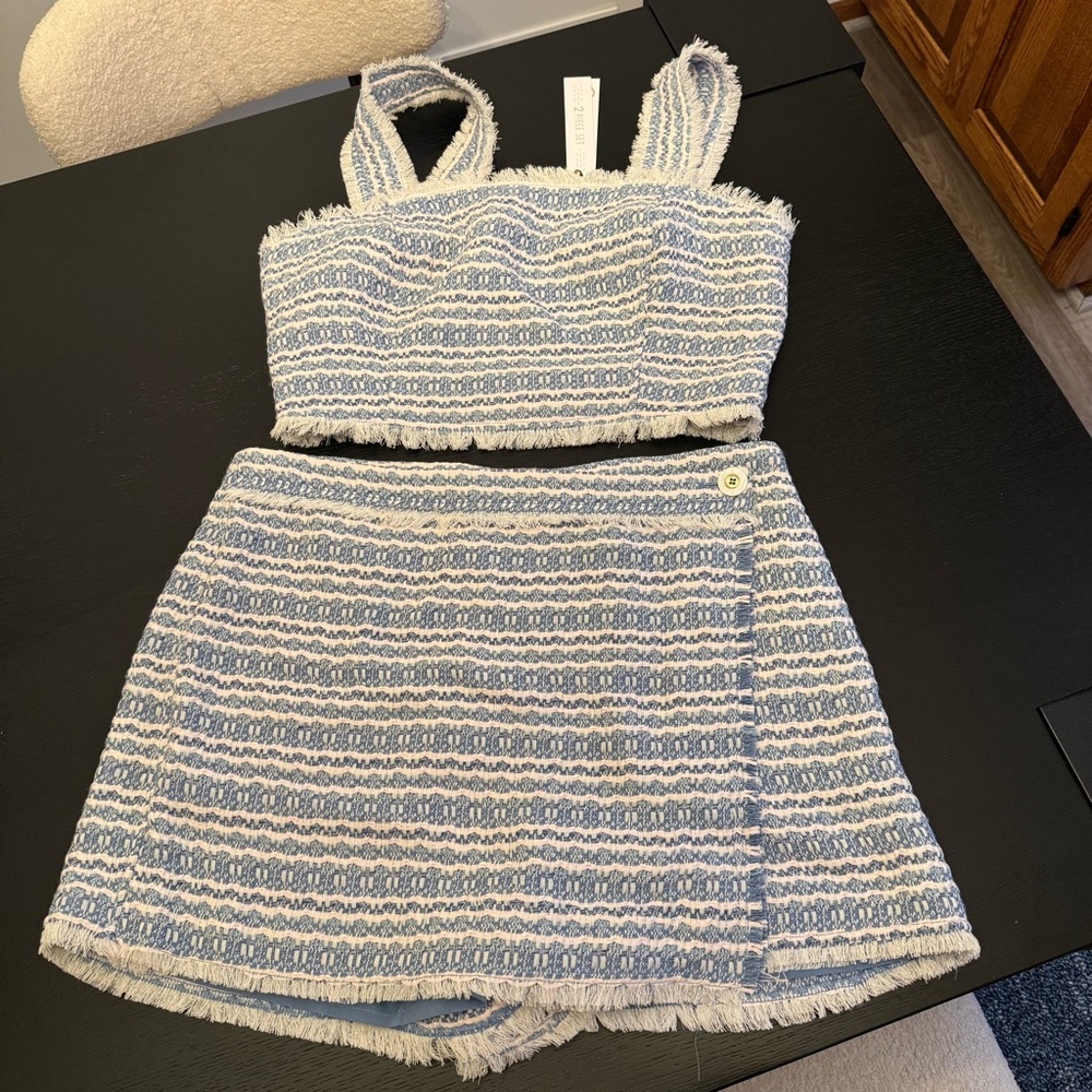 House of Harlow 1960 Blue and White Skirt Set